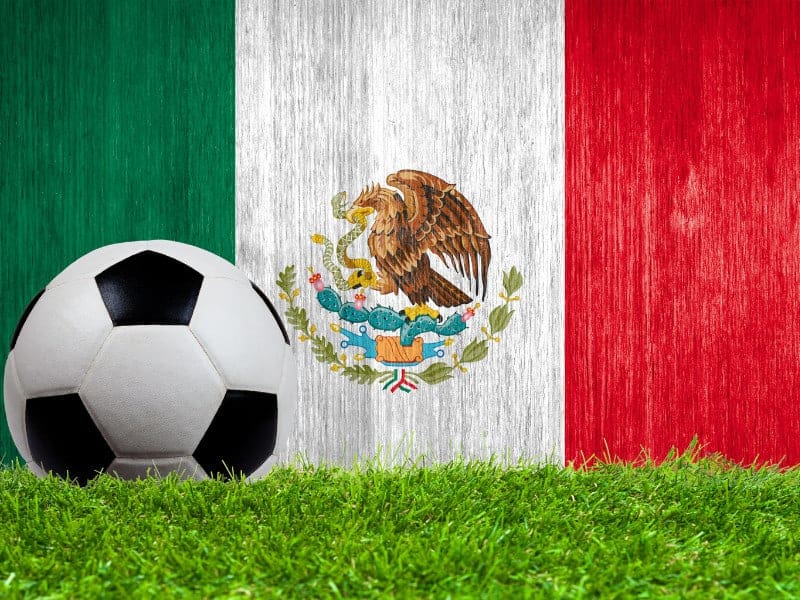 Soccer In Mexico (Culture, Fans, History, Teams +)