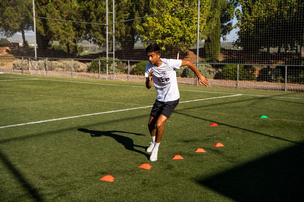 WHAT DOES SPORT METHODOLOGY IN FOOTBALL REFER TO?