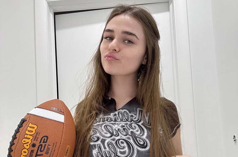 Megnutt02 Age, Bio, Height, Weight, Boyfriend, Net Worth