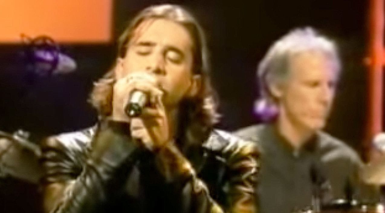 Scott Stapp Stuns Crowd With His Powerful Rendition Of “Light My Fire(013)