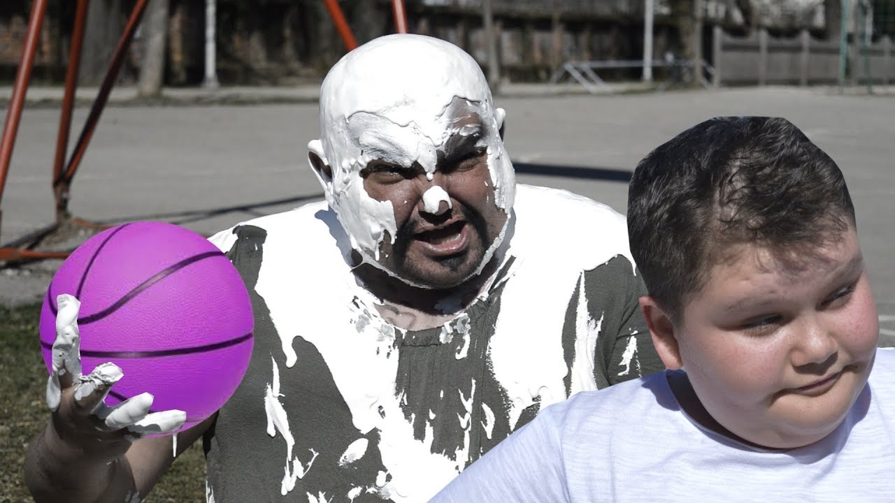 Youtuber Omčo zarađuje preko 20.000 eura dnevno?