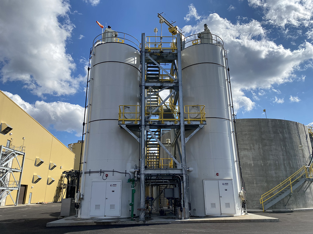 Hydrated lime dry to slurry systems Mill Creek, Genth, Kentucky