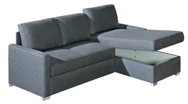 Kleines Ecksofa mit Schlaffunktion und Federkern.