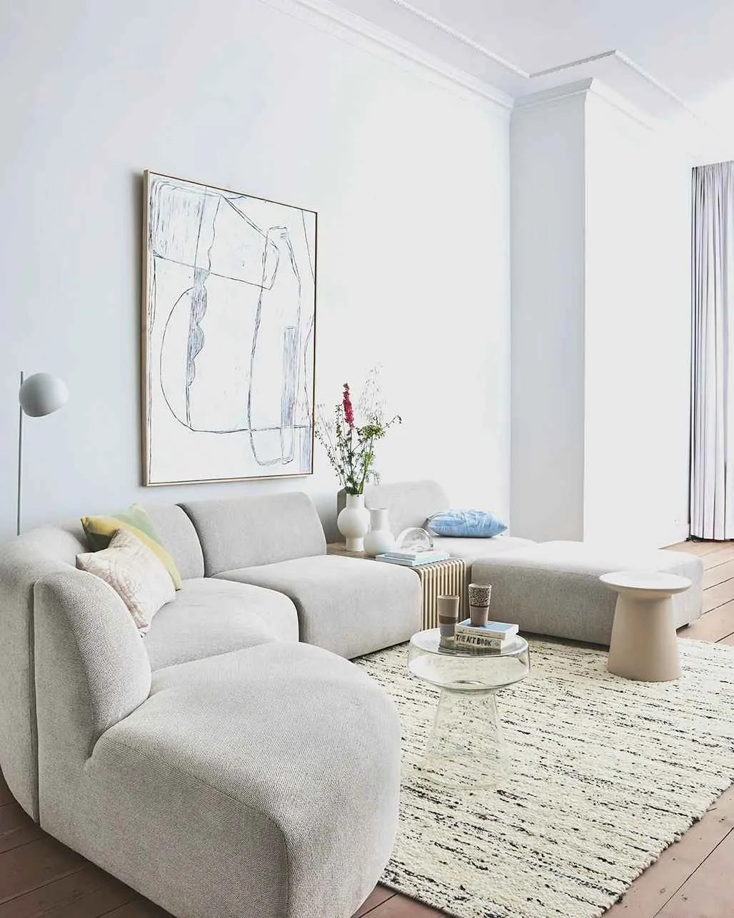 Buy Luxury Sectional Sofa In Dubai No.1 Best Sofa Shop