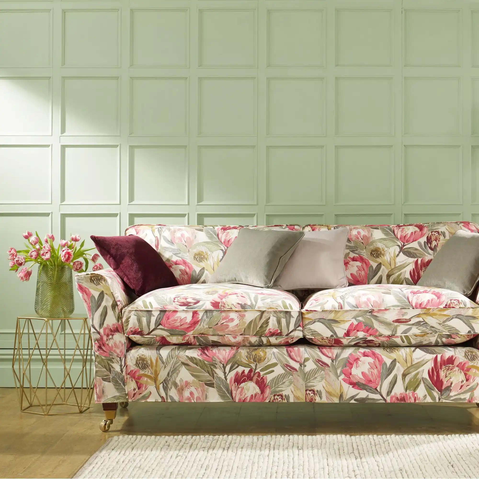 Upgrade Your Home Decor with the Latest Couch Cover in Dubai