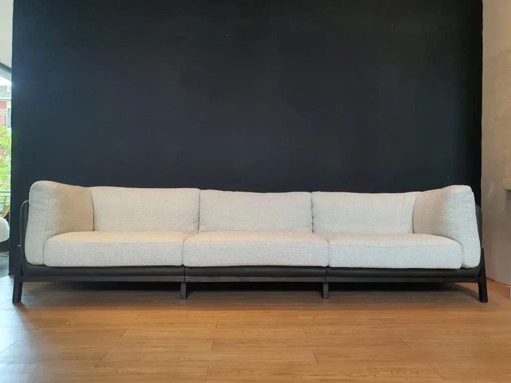 11 Best Sofas in Malaysia (2024 Guide)