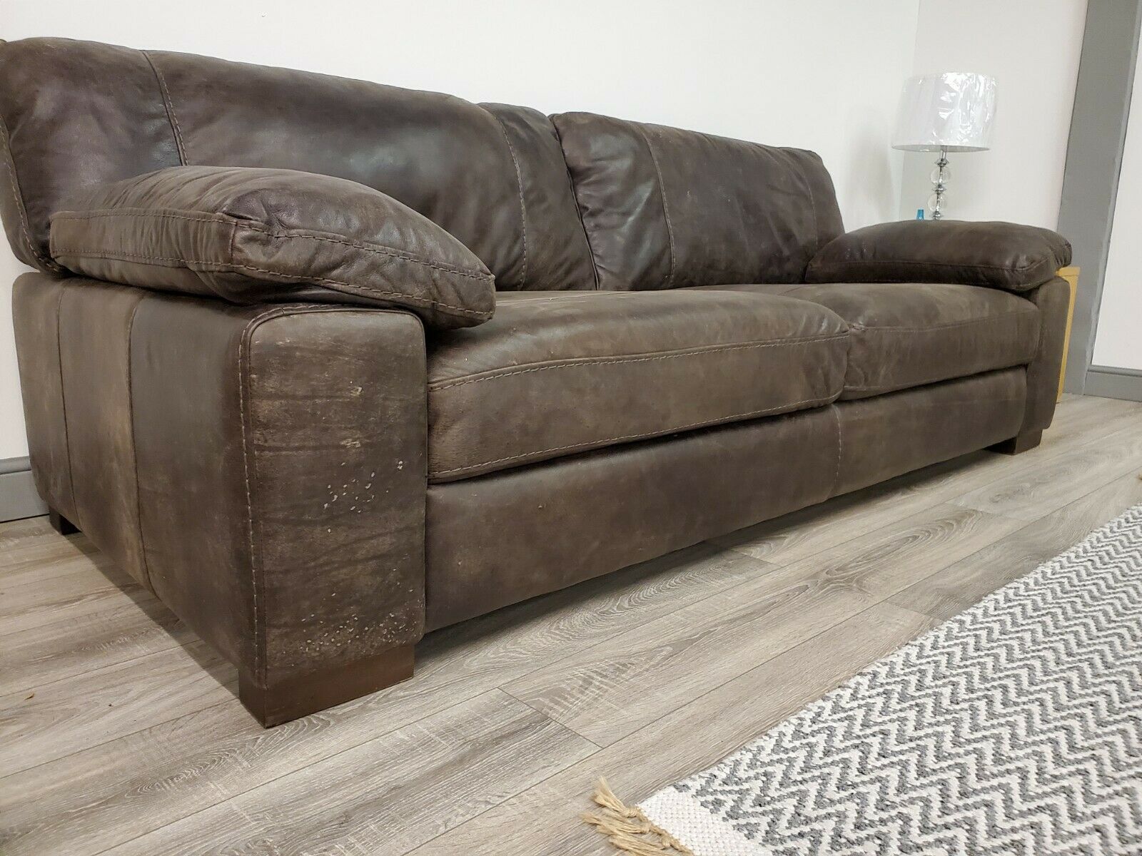 LINARA 4 SEATER GRAND LEATHER SOFA SofaStore Direct
