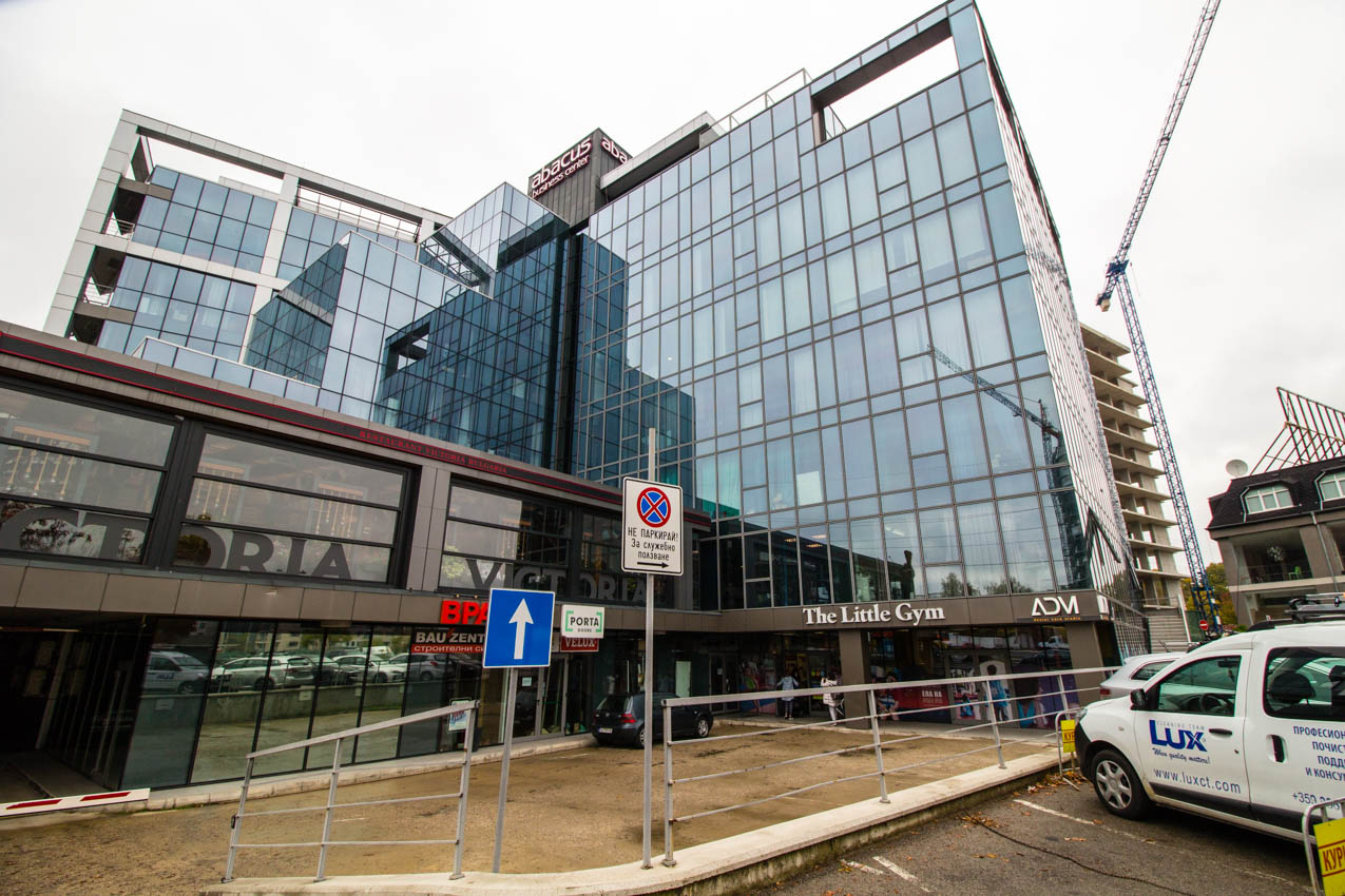 Офис под наем на бул. България с гледка чудесна локация