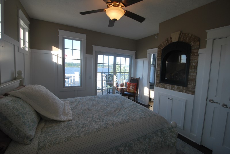 Lake Retreat Vacation Rental Saugatuck, MI Sofi B. Luxury Rentals