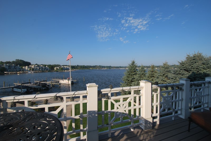 Lake Retreat Vacation Rental Saugatuck, MI Sofi B. Luxury Rentals