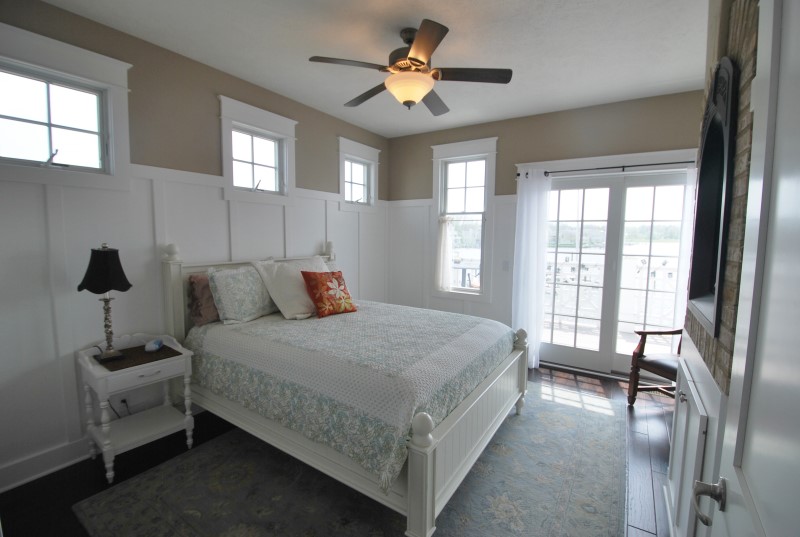 Lake Retreat Vacation Rental Saugatuck, MI Sofi B. Luxury Rentals