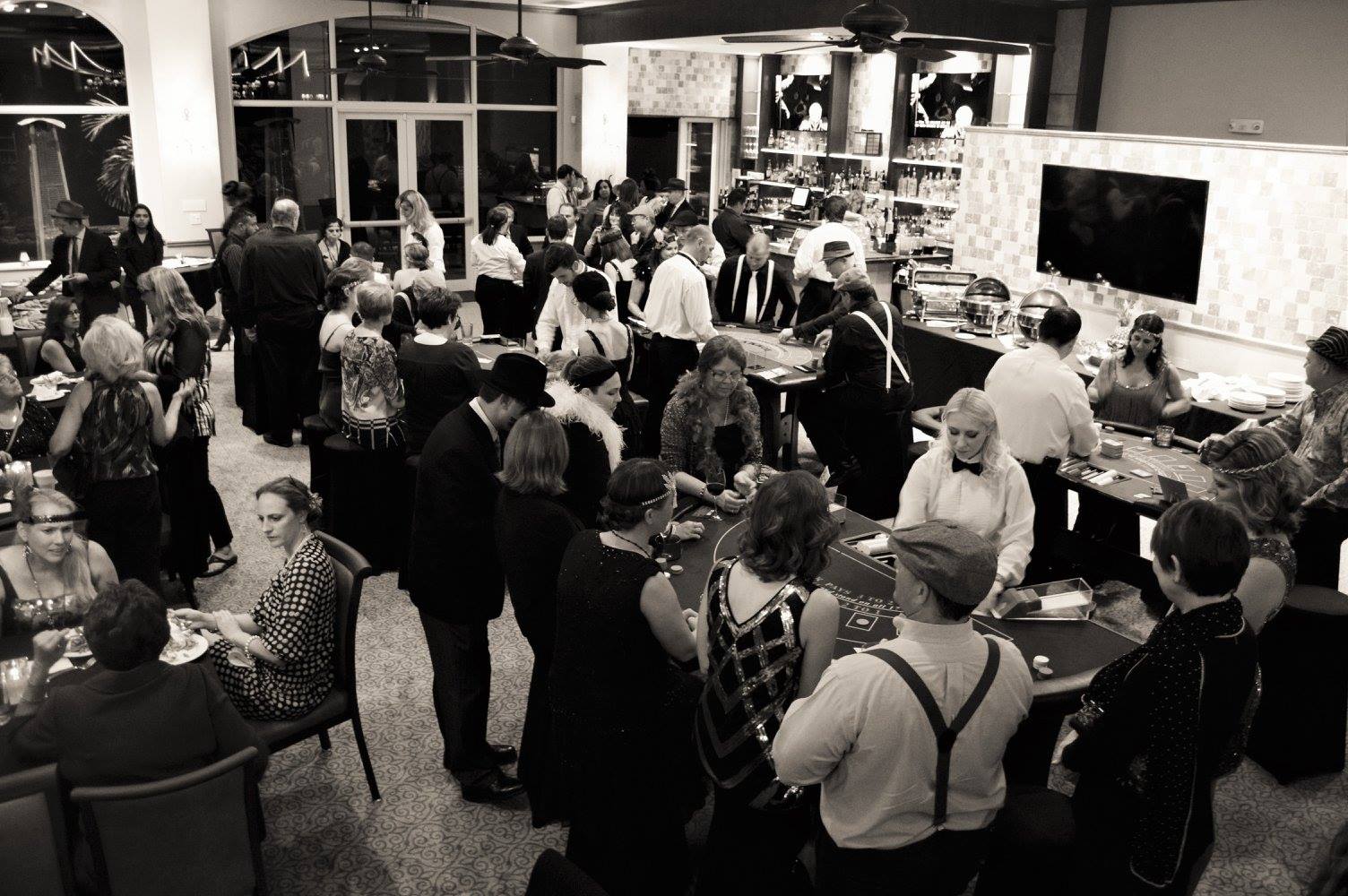 Gallery Decor Standing Ovations, LLC