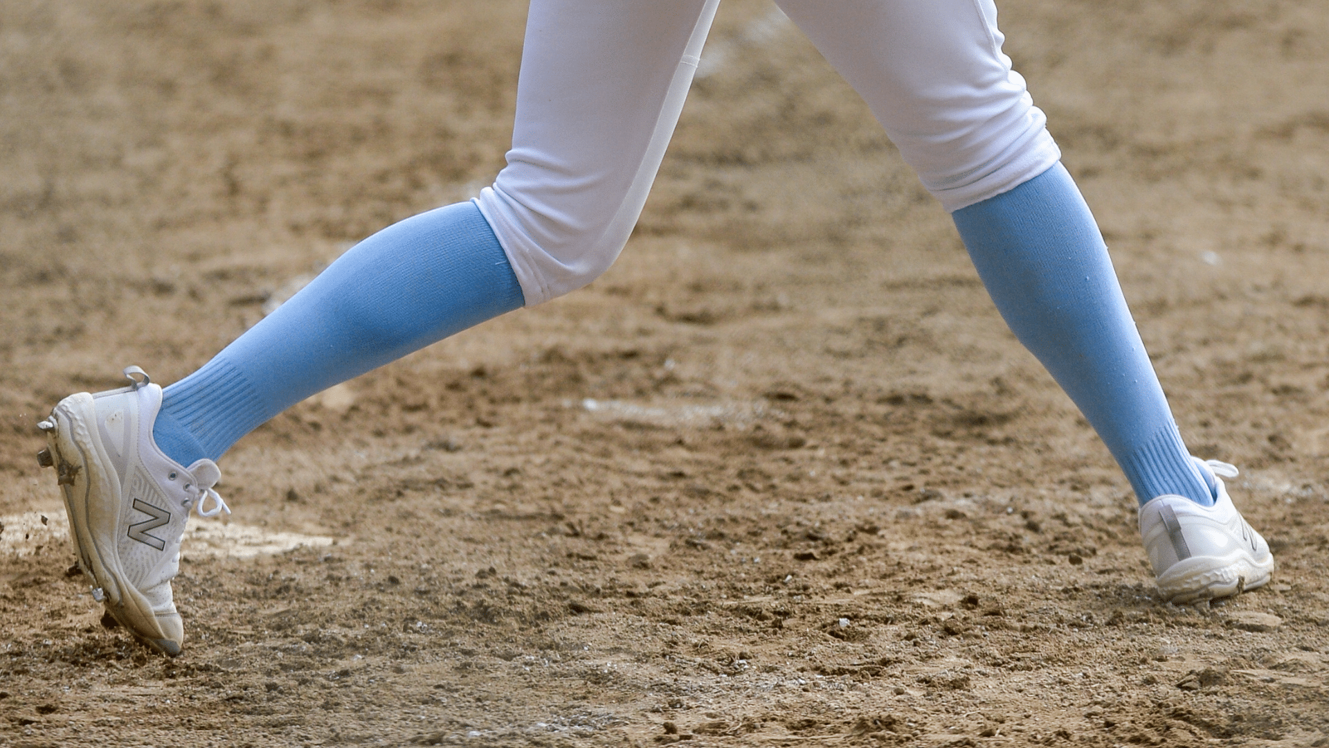 The 5 Most Comfortable Softball Cleats if You’ve Got Flat Feet