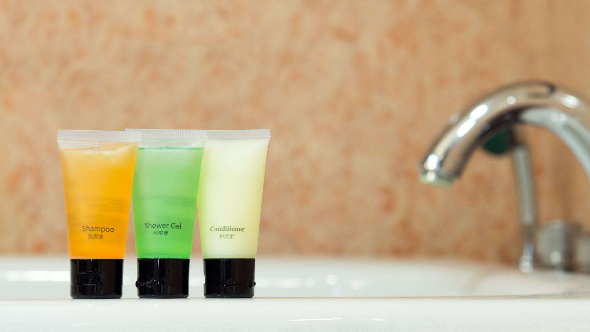 How Do Luxury Hotels Choose Their Toiletries? SOFT TOUCH HOSPITALITY