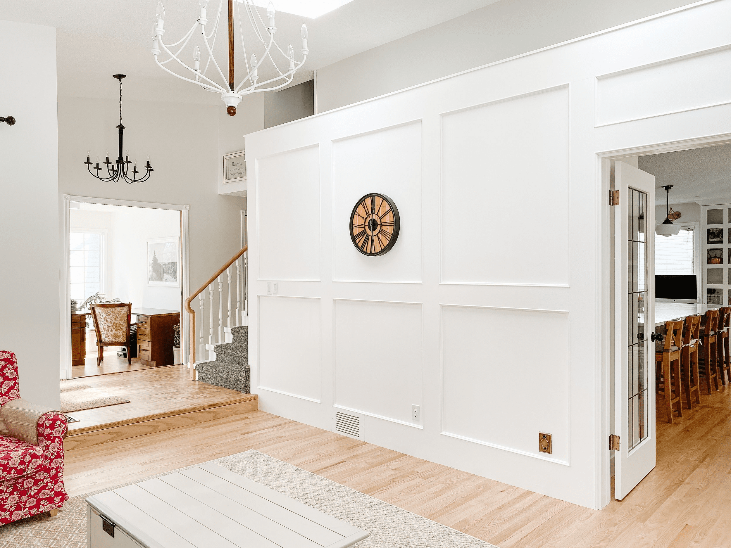 5 Creative Ways Use White Wall Paneling Ideas Small Spaces