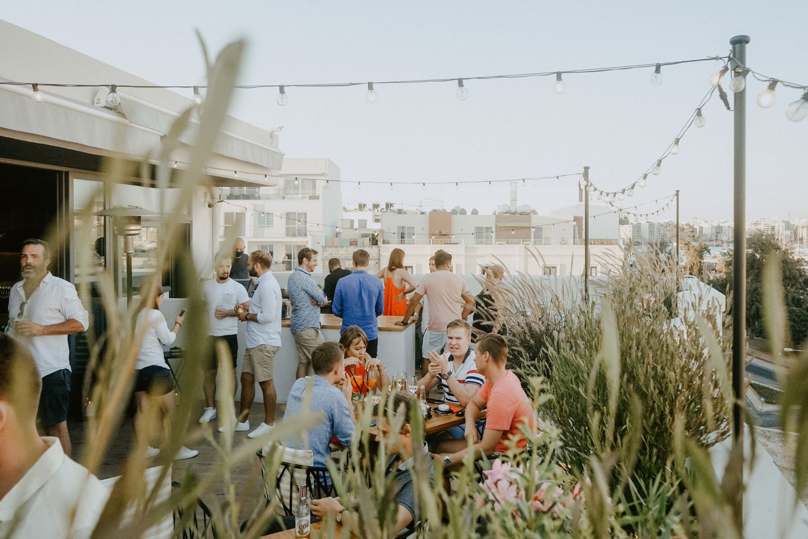 How Much Office Space Do I Need? (Guide & Calculator Per Person