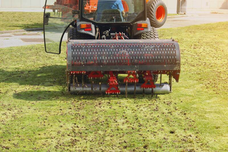 Benefits of Top Dressing Your Lawn Bulk Landscape Supplies