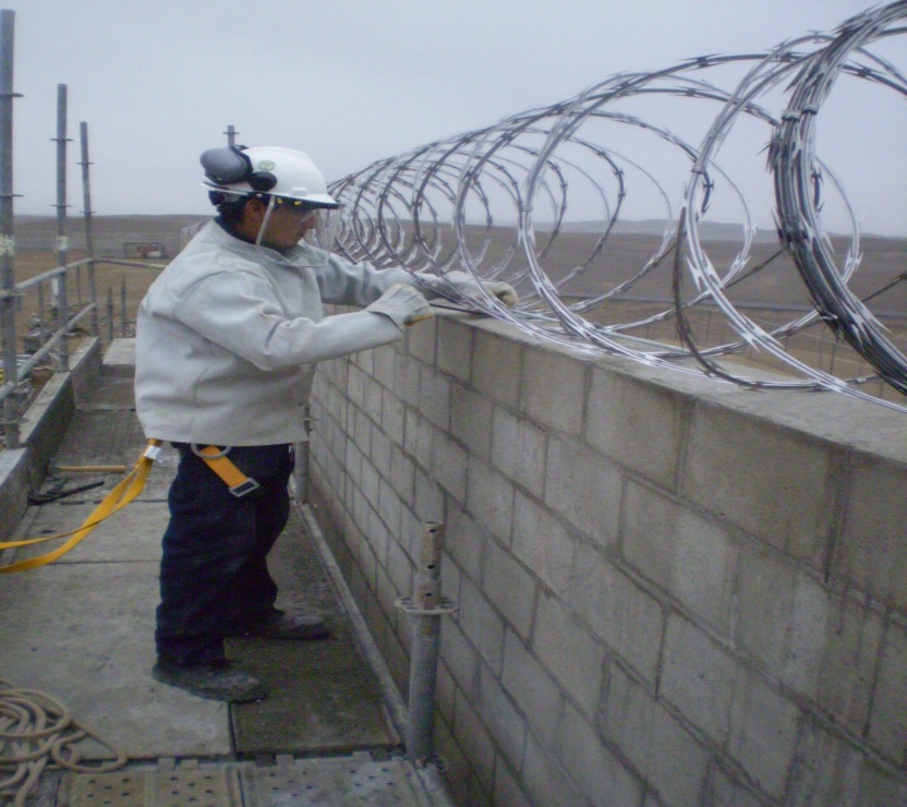 Instalación de Concertina Pampa Melchorita Soil Technologies
