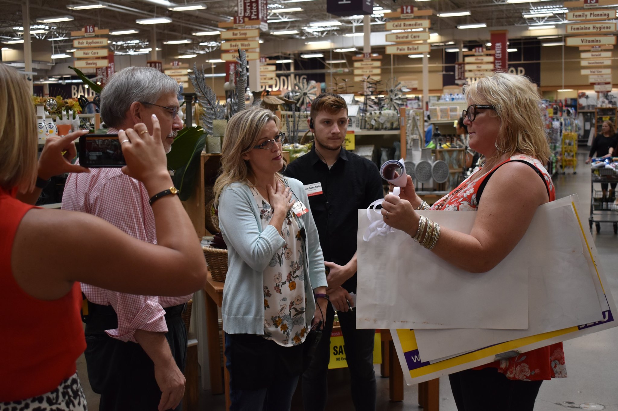 Fix the Gap rally at Medford Fred Meyers.