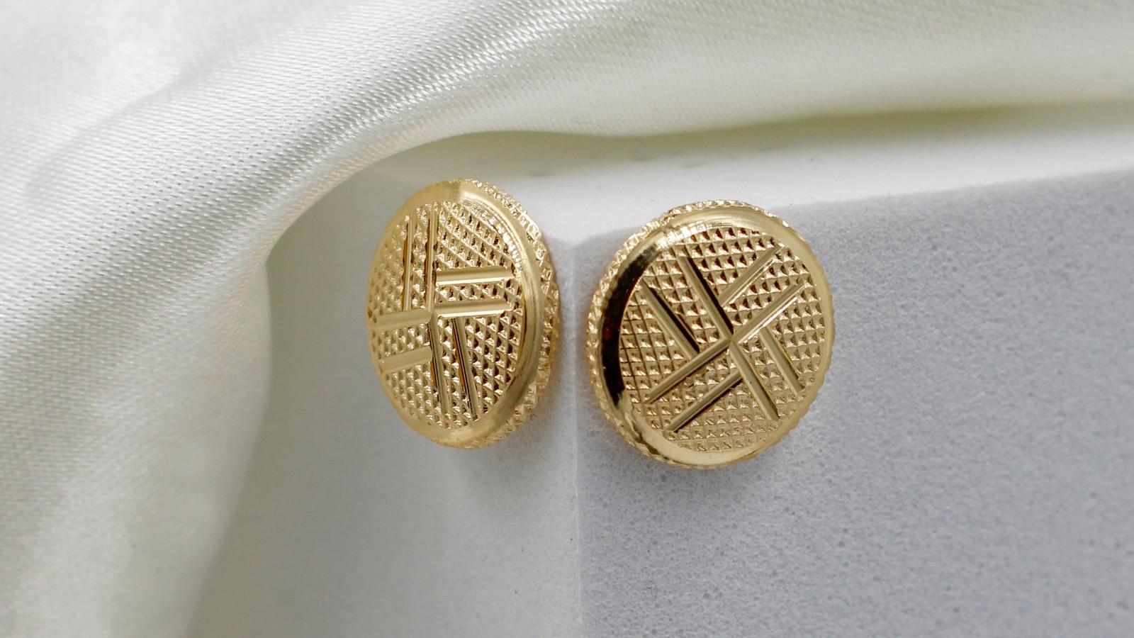 gold soukReal Gold Stud Earring 18k