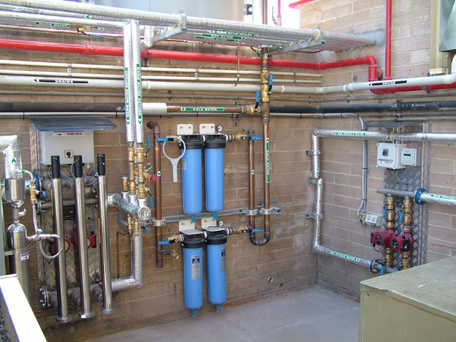 Solar Edwards Adelaide Pump Packs, UV Systems and Shot Feeders » Solar