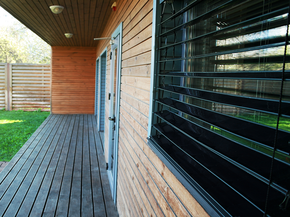 Photo Gallery of Installed SolarGaps Blinds with Solar Panels