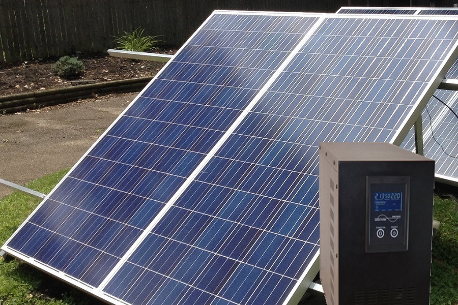 The Best Portable Solar Generators Reviewed & Compared
