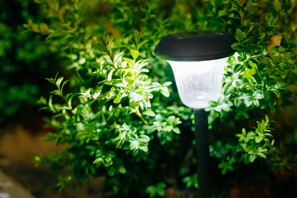 How to Charge Solar Lights Tips and Methods Solar Guide Light