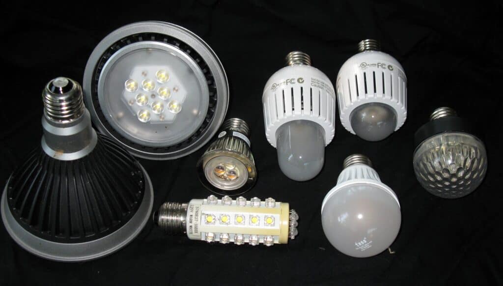 How Many Lumen Do You Need For Outdoor Lights? SLD Solar Lighting