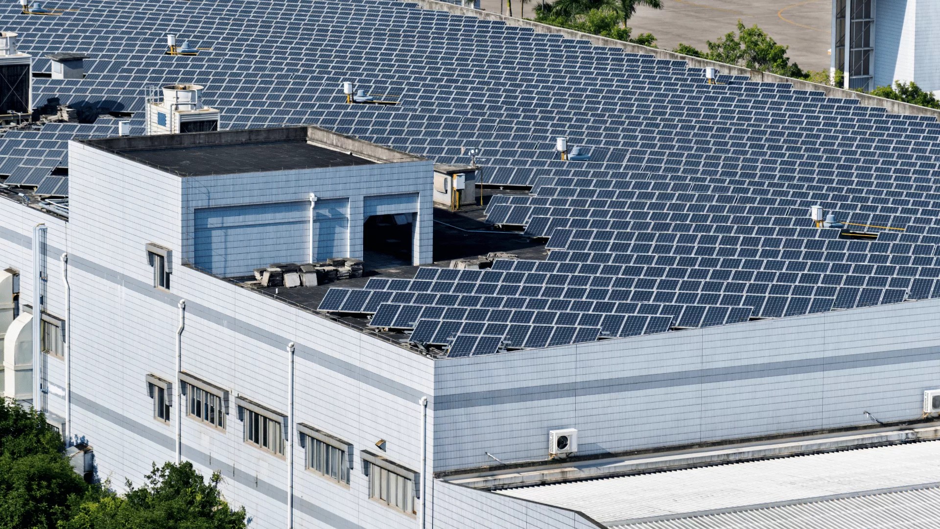 Do Solar Panels Make Noise? [Do They Make Any Noise?]