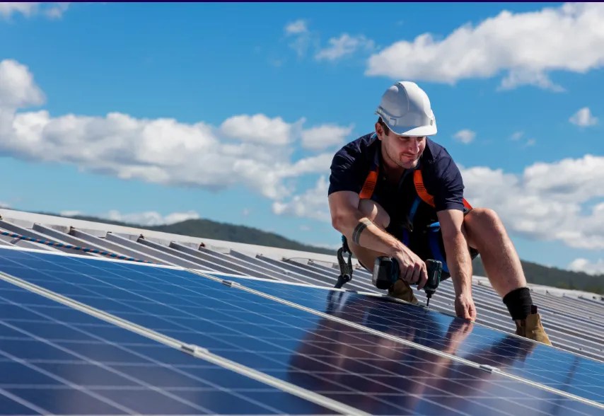 How to Reduce the Risk of Leaks before and after a solar panel