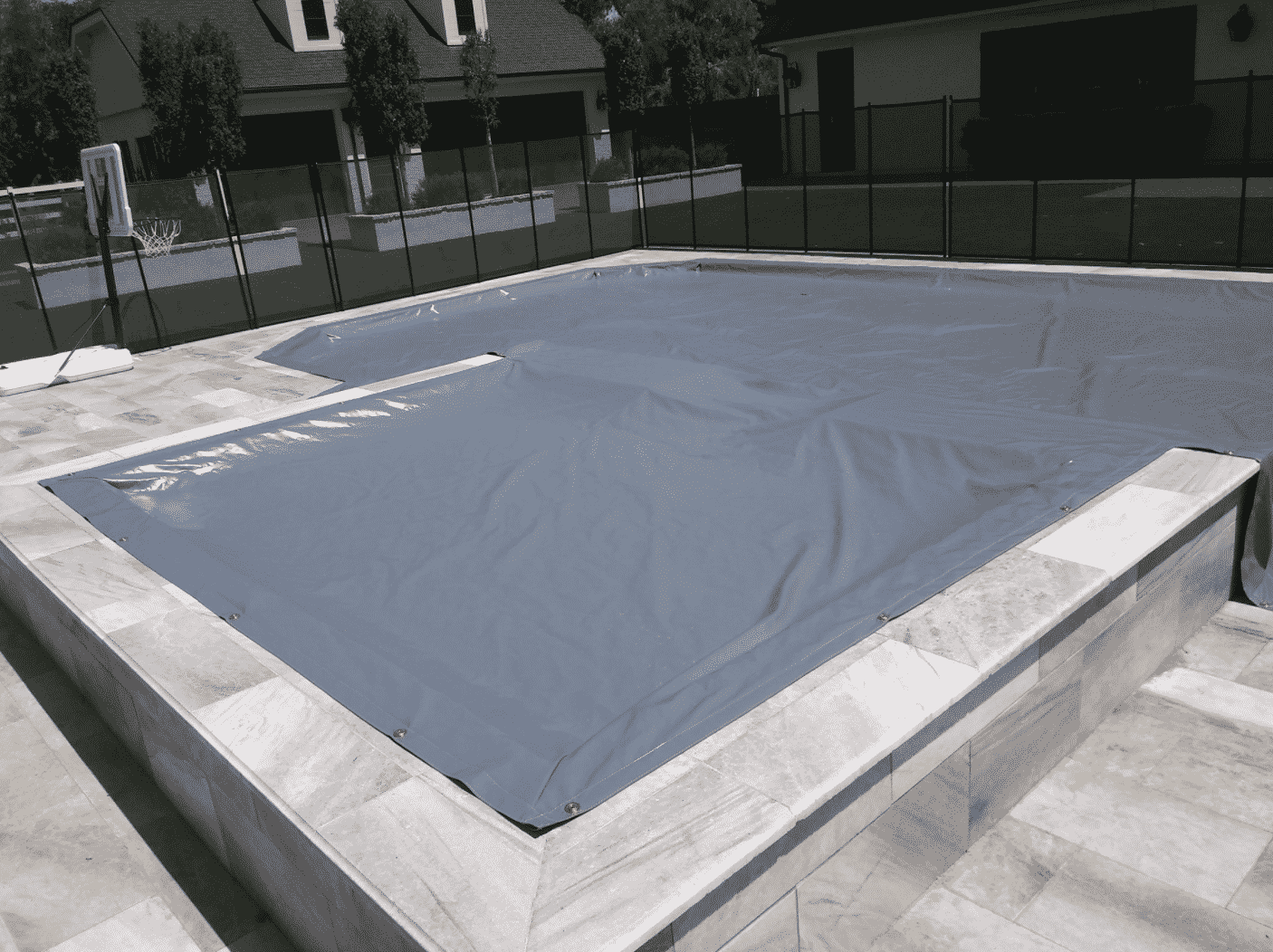 What You Should Know About Solar Pool Covers