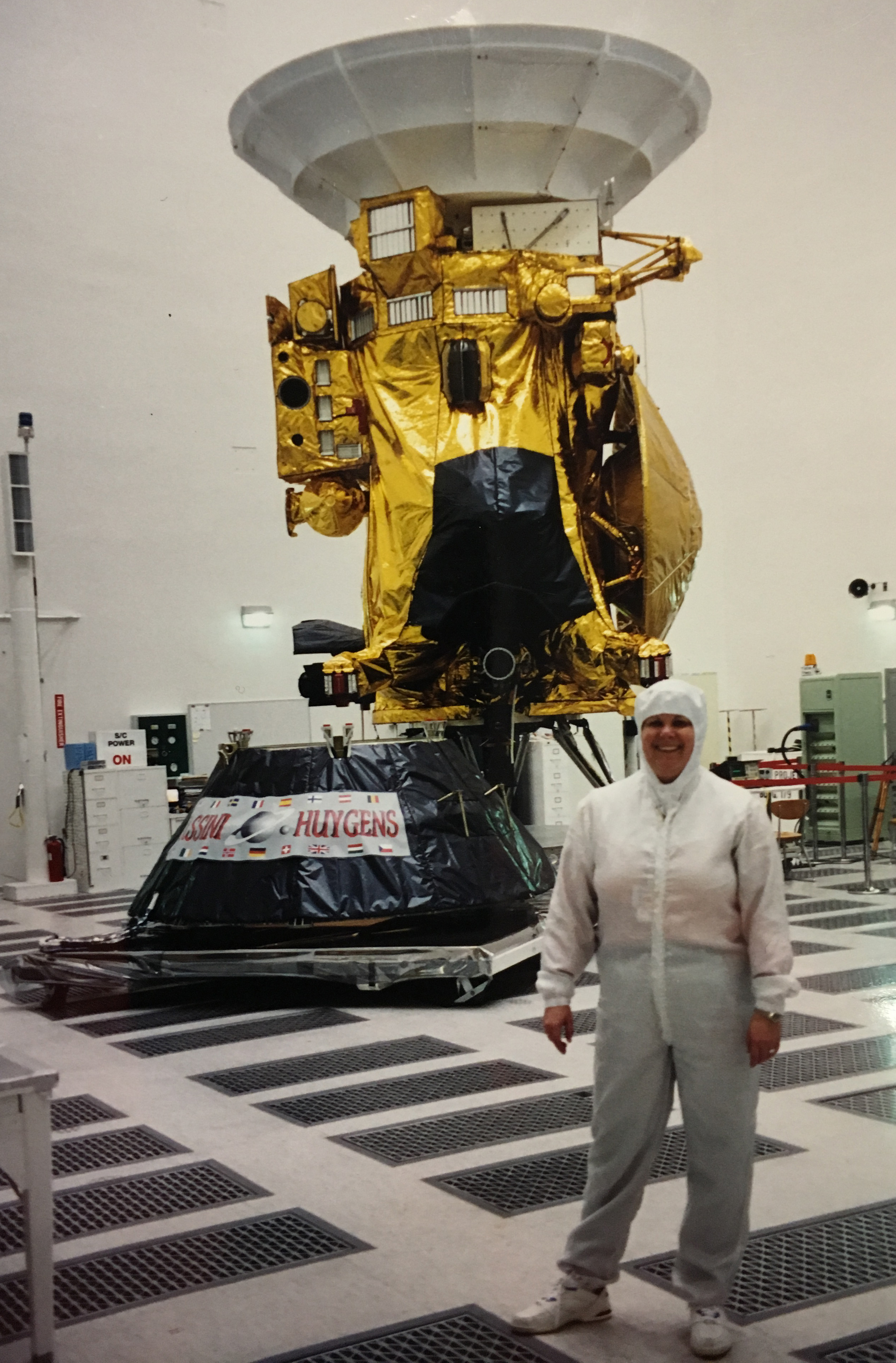 Giving and Receiving A Mission Tradition NASA Solar System Exploration