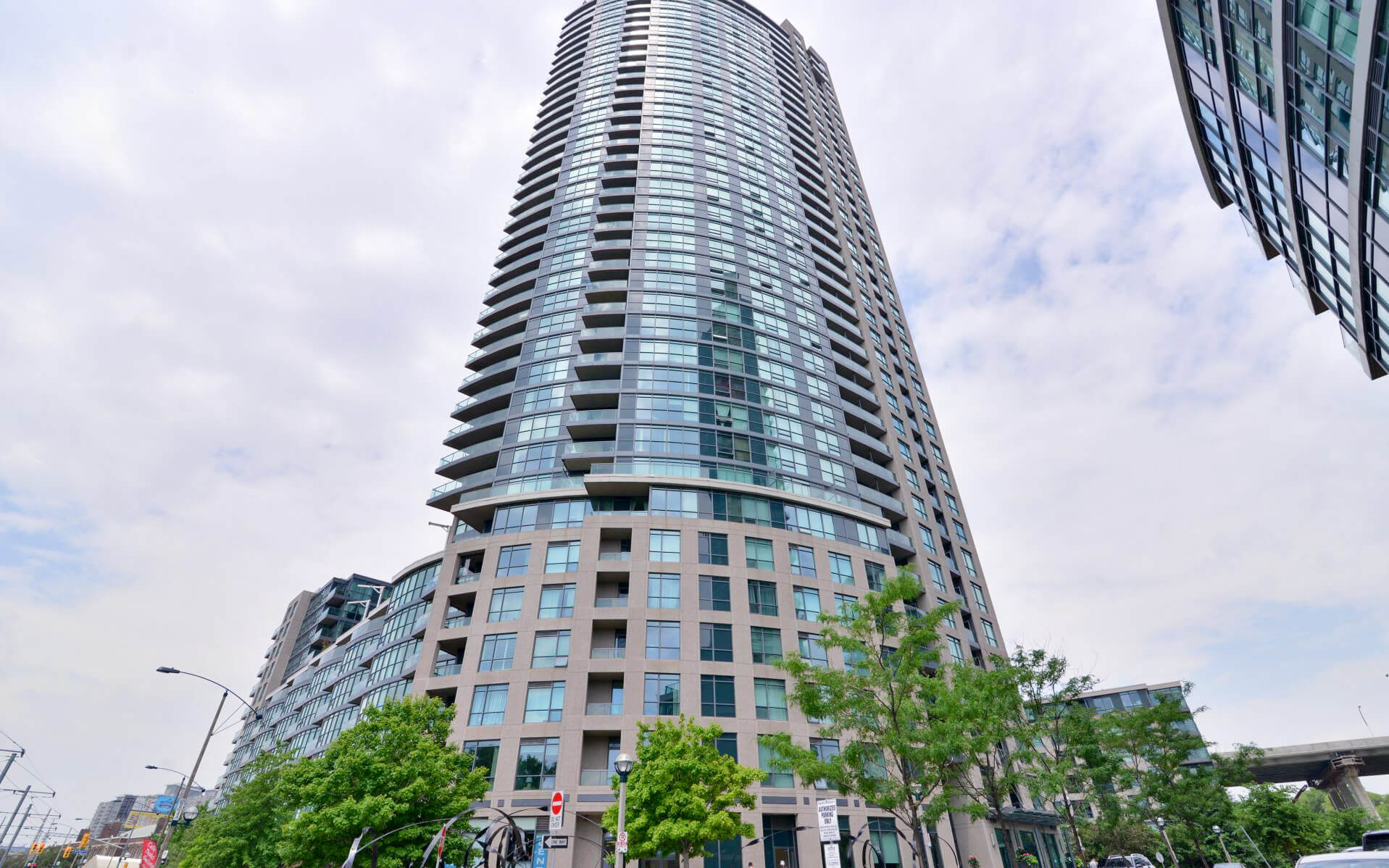 219 Fort York Blvd Lease SHANE