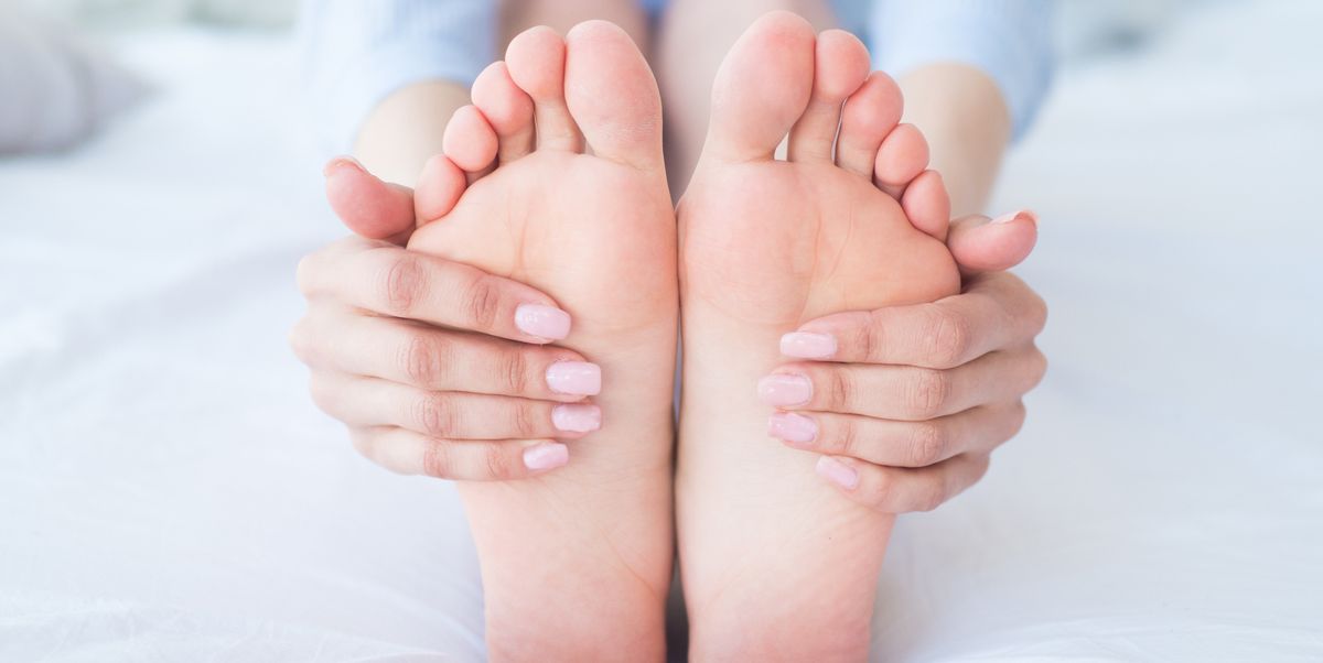 Foot Peeling Mask • SoleAmbition Easy Application to get rid of callous.