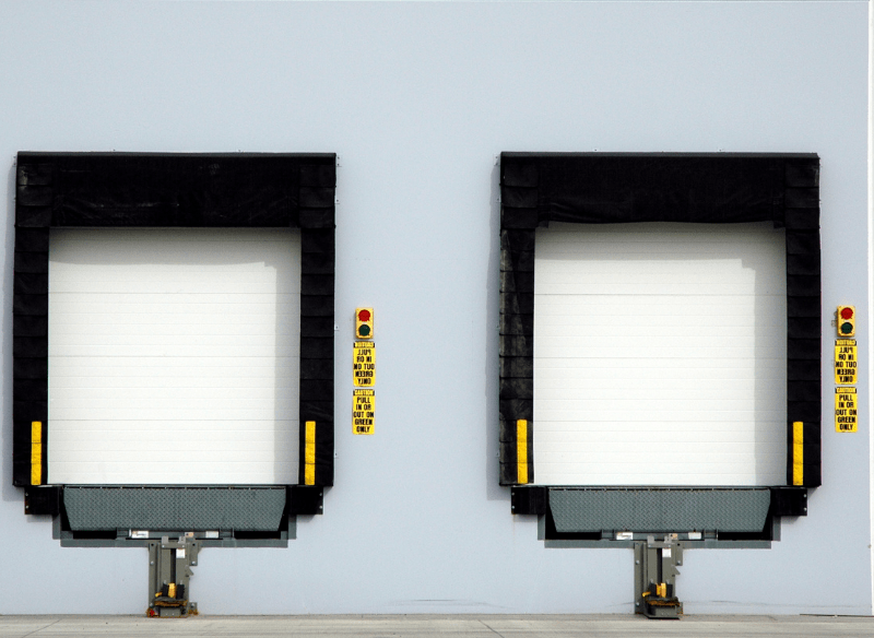 Loading Bay Traffic Light Sole Prince Engineeering Ltd