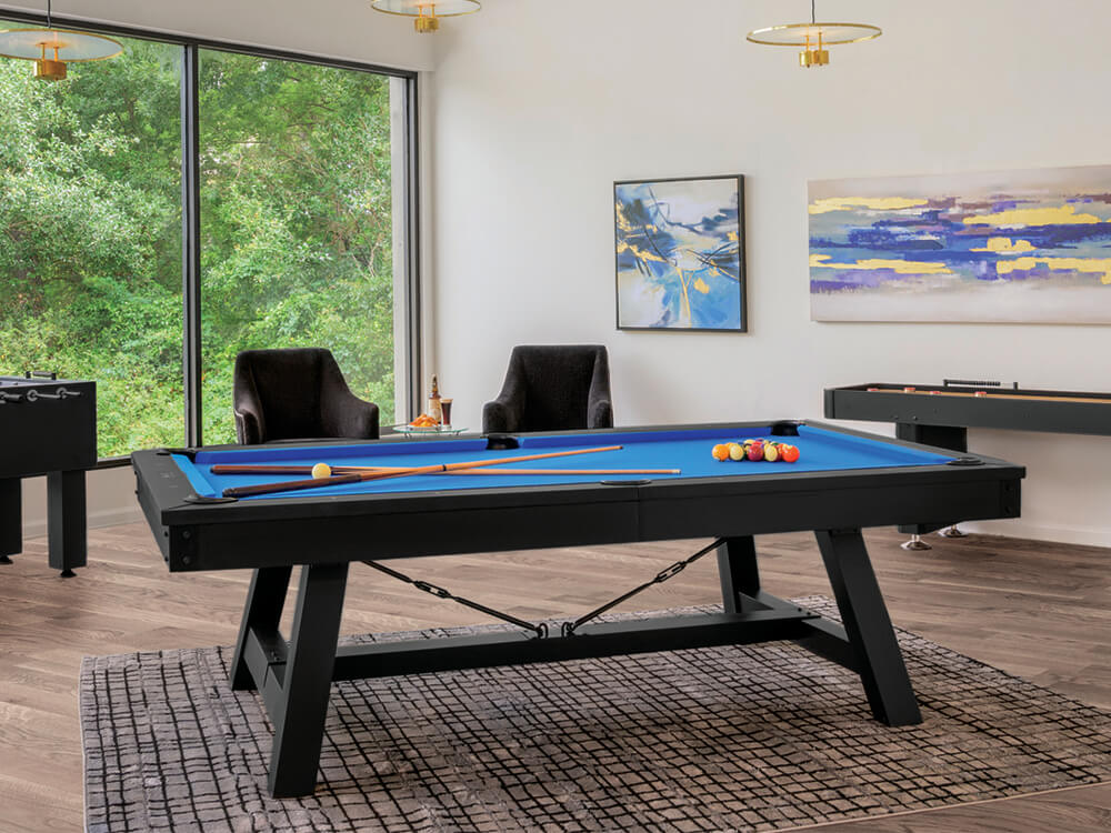Black Diamond Pool Table 8’ SolidsnStripes