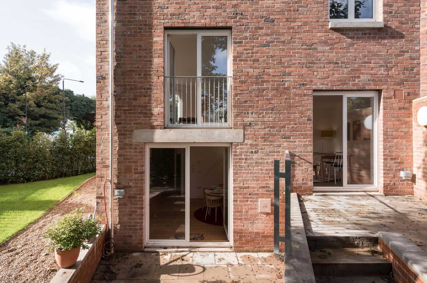 Stapleton Hall Road Solidspace