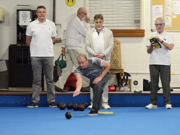 Solihull MP is bowled over as clubs reopen for indoor sport The