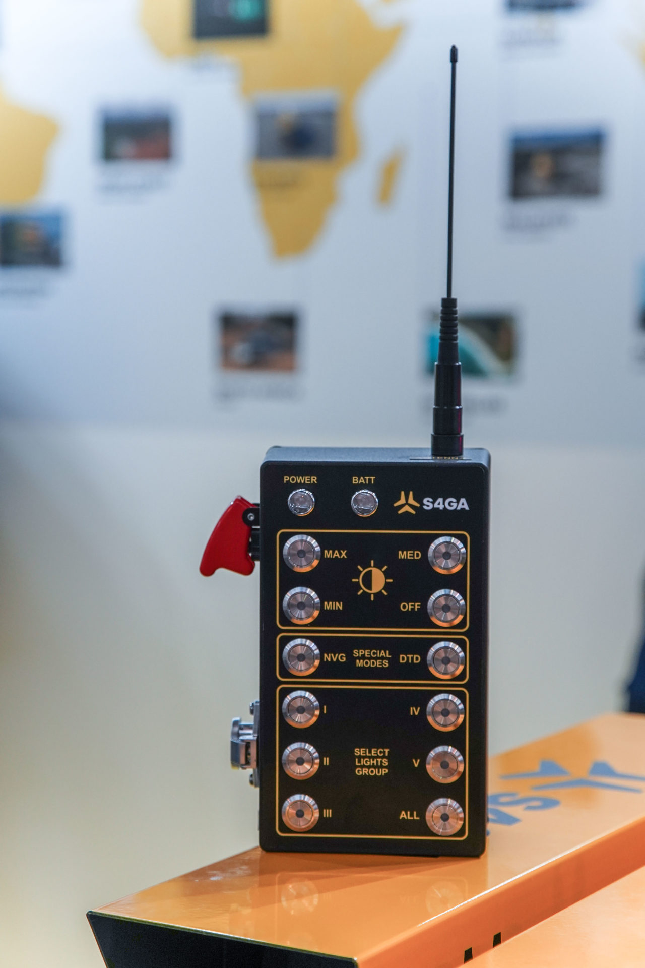 UR101 Handheld Controller Portable Runway Lighting S4GA