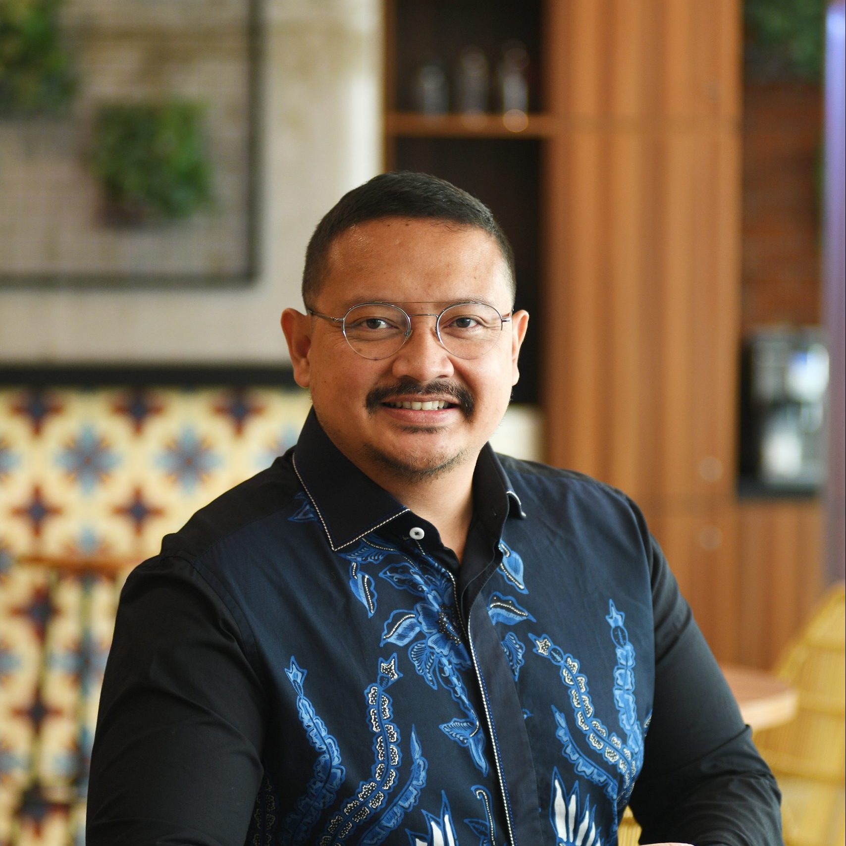 Bapak Radityo Solve Education!