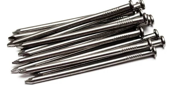 Best Nails for Wood Fence Pickets Top 6 Reviews & Guide [2021]