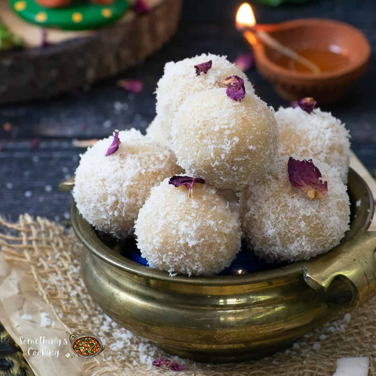 Coconut Ladoo with Condensed Milk and Desiccated Coconut