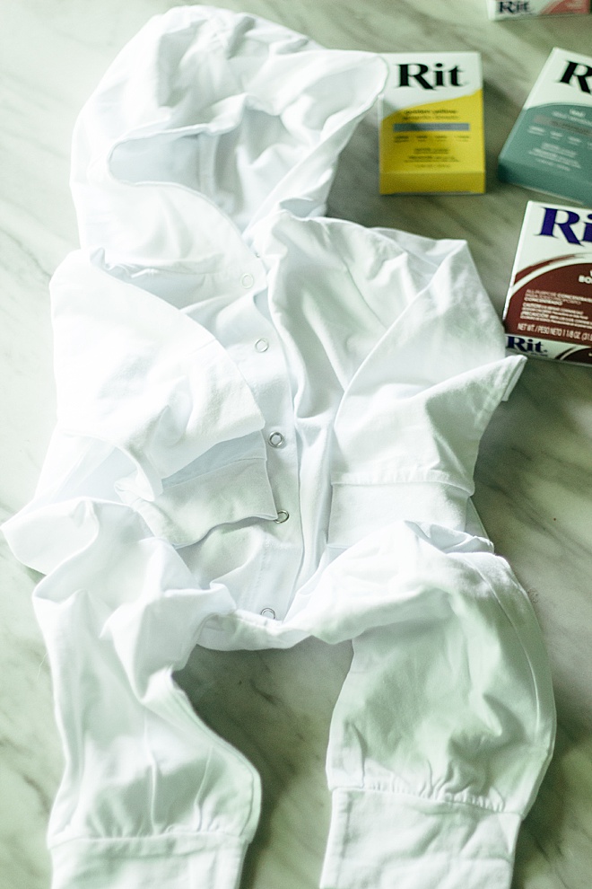 DIY Ice Dye TieDye with Rit Powder Dye Baby Outfits