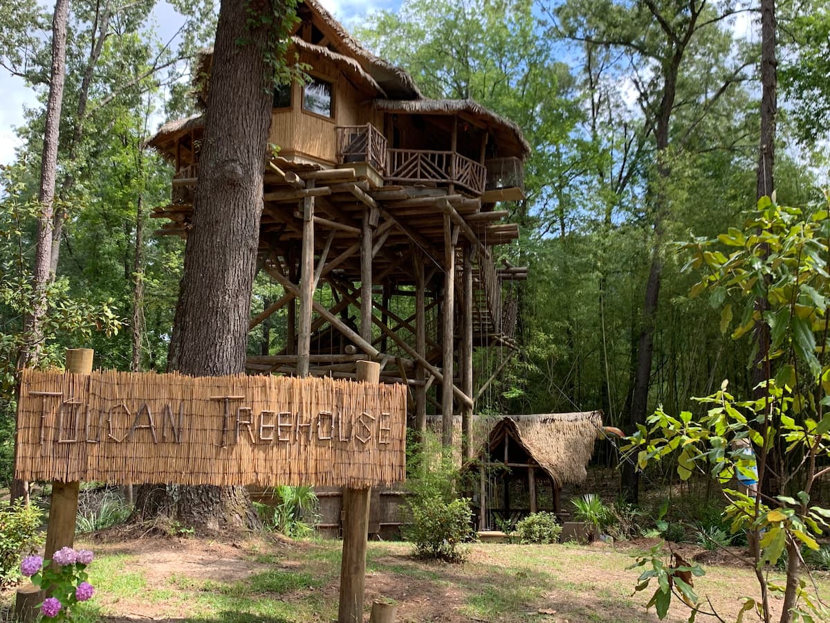 14 Beautiful Treehouse Cabins in Arkansas Somewhere In Arkansas