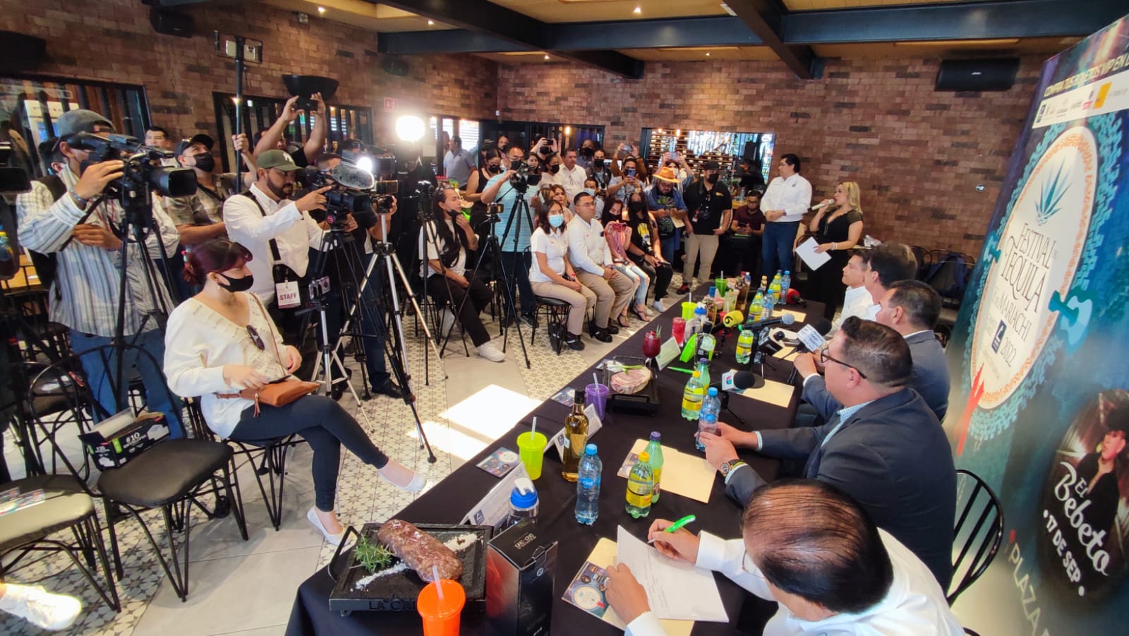 Harán en forma simultanea ceremonia del Grito de Independencia y