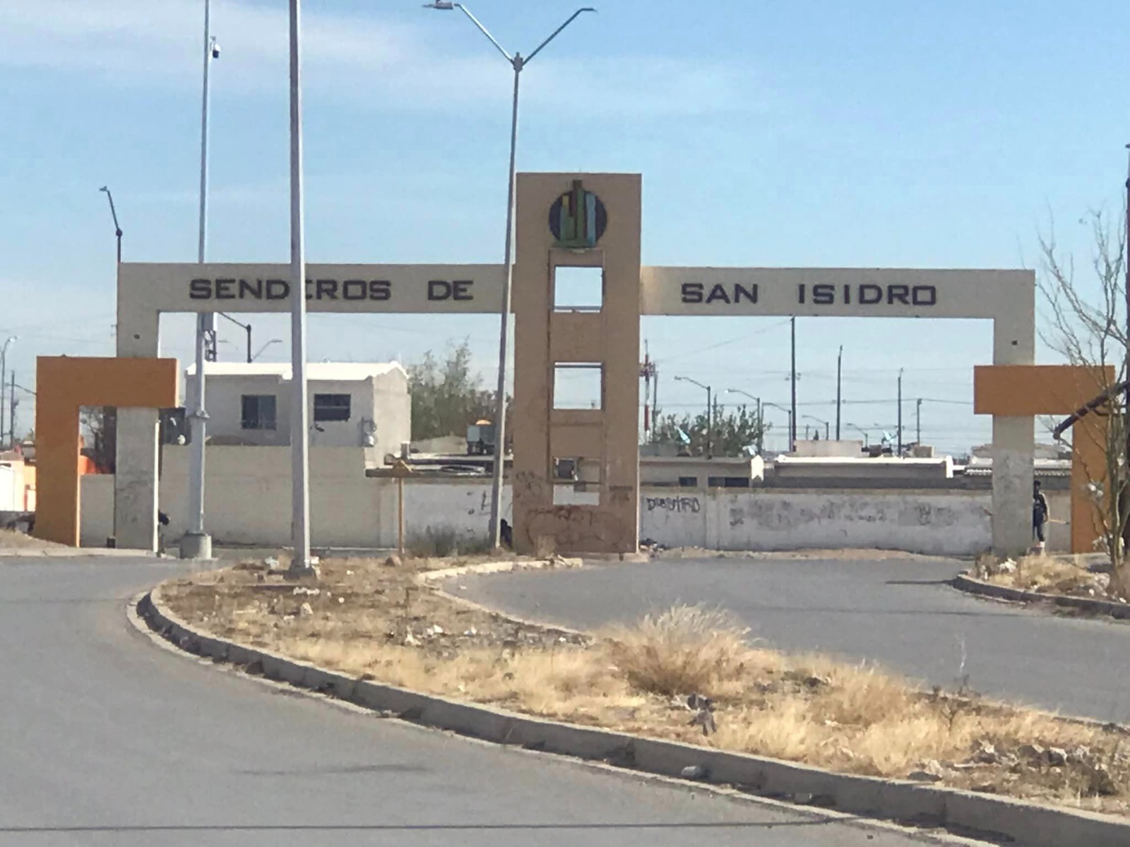 Recorren Senderos de San Isidro para invitar a los vecinos a la