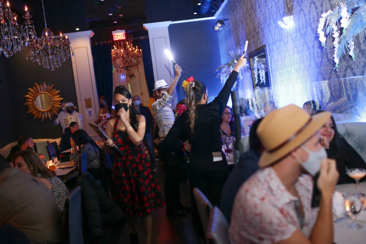 HAVANA NIGHTS 2020 SON CUBANO RestaurantBar