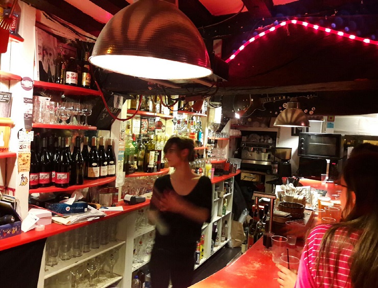 Le Bon Tempo le bar à tapas branché et cosy de la rue de la Soif