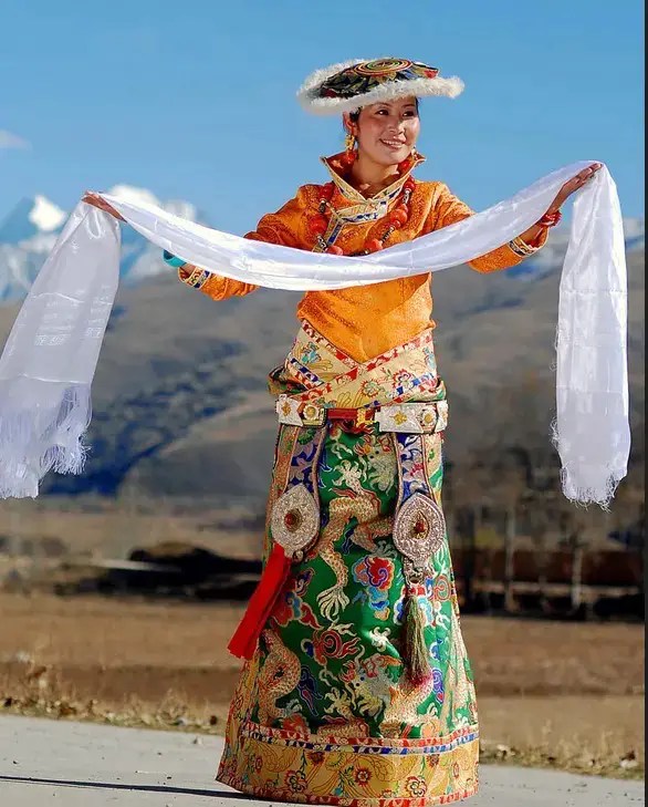 What Does White Mean In Chinese Culture?（25 main points）